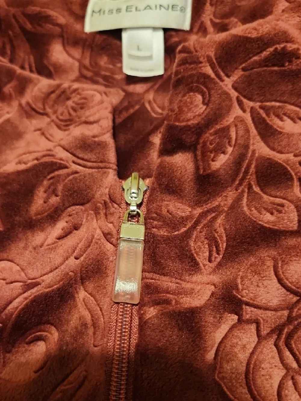 Miss Elaine Plush Embossed Velvet Robe, Burgundy, Full Zip, Large, Like New - Picture 4 of 12